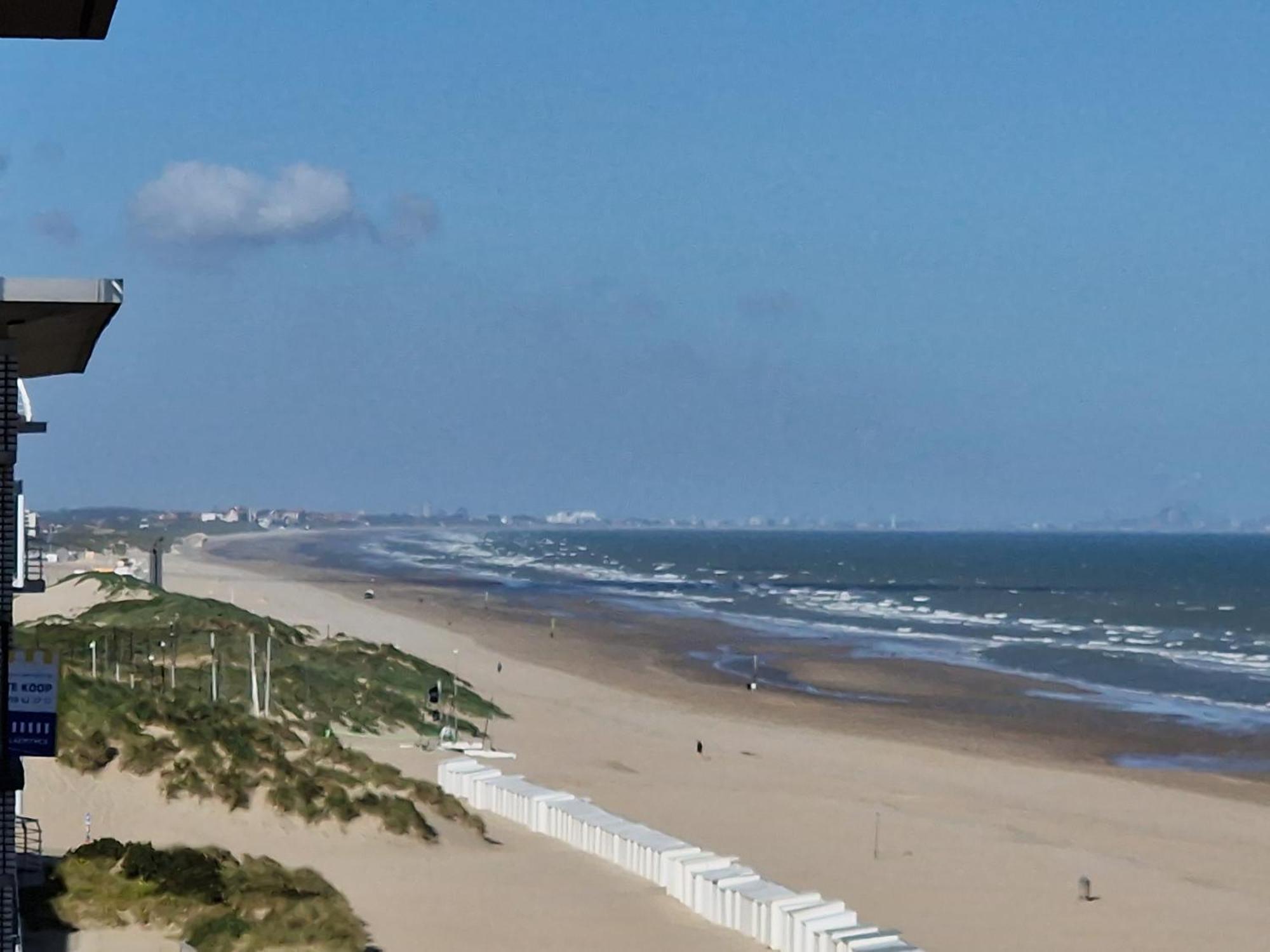 Appartement Vue Sur Mer - Splendide Localisation! Sint-Idesbald Esterno foto